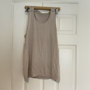 Lululemon tank top